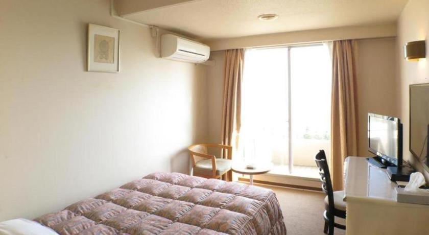 Hotel Tenchikaku Хітата Екстер'єр фото
